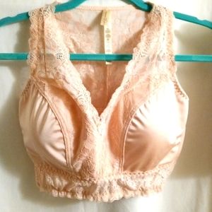 Rhonda Shear Peach Back Lace Bralette